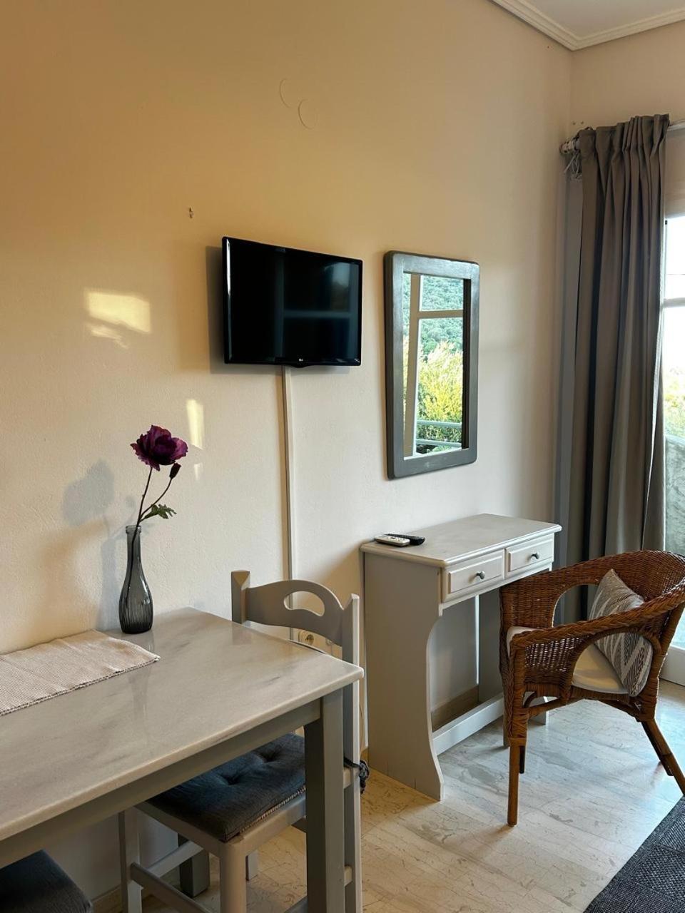 Nefeli Studios Vathí Extérieur photo